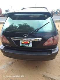 A picture of 2001 LEXUS RX 300