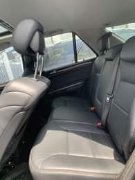 A picture of Ml350 2010 model Price 10m Location amuwo odofin Contact 07043312083