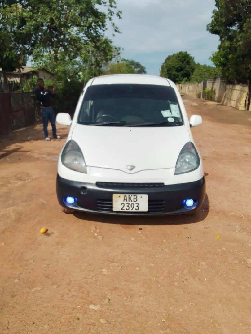 used toyota funcargo