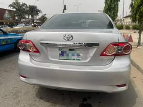 A picture of Toyota Corolla 2012 model Sound engine Smooth gear AC Chilling