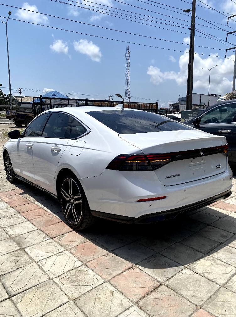 A picture of 2024 Honda Accord Hybrid