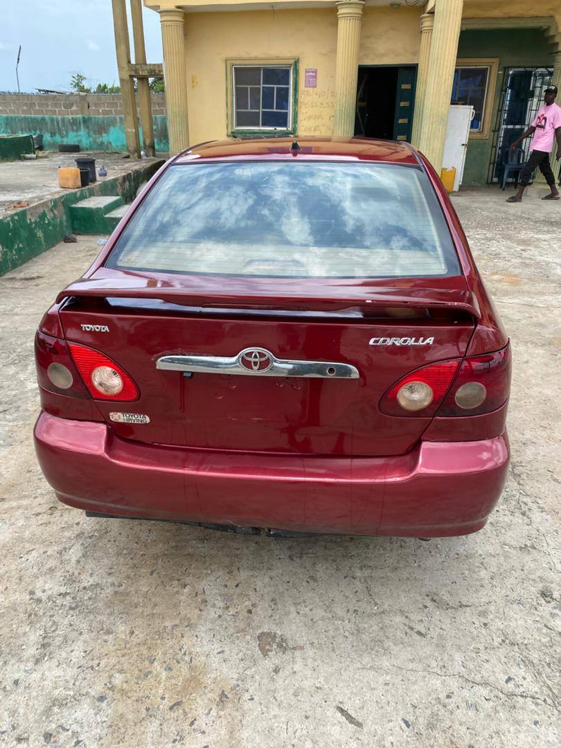 A picture of Toyota Corolla 2003