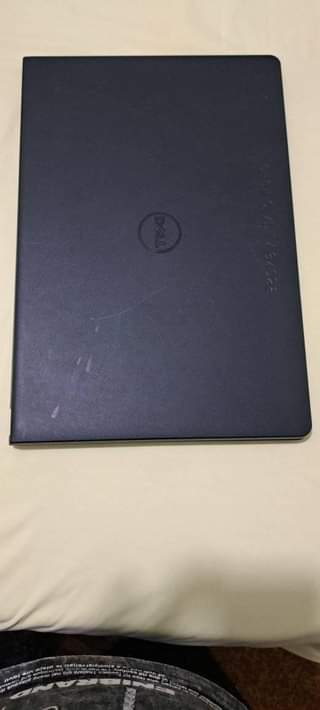 A picture of Quick sale Dell Core i5 7th gen