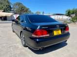 A picture of TOYOTA CROWN