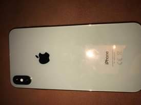 A picture of iPhone xs max iTunes problem