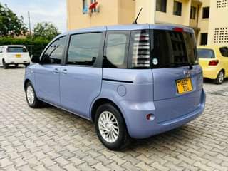 A picture of Sienta Namba D Year 2006 Engine 1nz Cc 1490 Haina