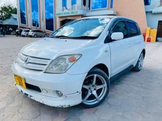 A picture of Toyota IST