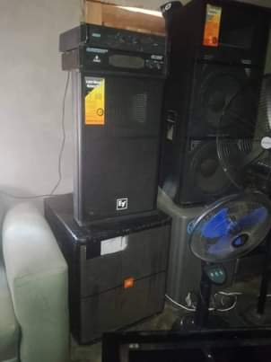 speakers