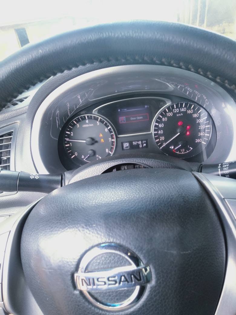 A picture of NISSAN ULTIMAL 2013 VERY NEET IN AND OUTSIDE WITH GOOD