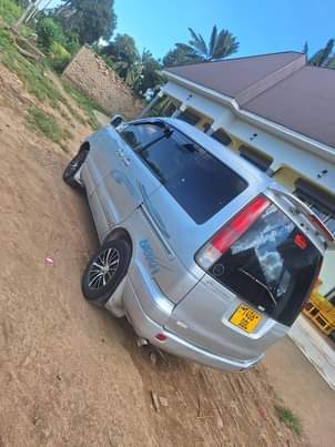 A picture of Toyota NOAH