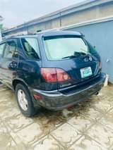 A picture of Lexus Rx300 2000