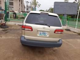 A picture of Toyota Sienna 201 model for sale nothing to fix buy