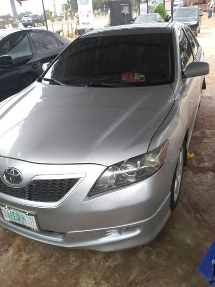 A picture of Distress sale 2008 Camry Voltron
