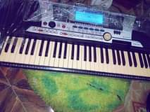 A picture of YAMAHA PSR 550