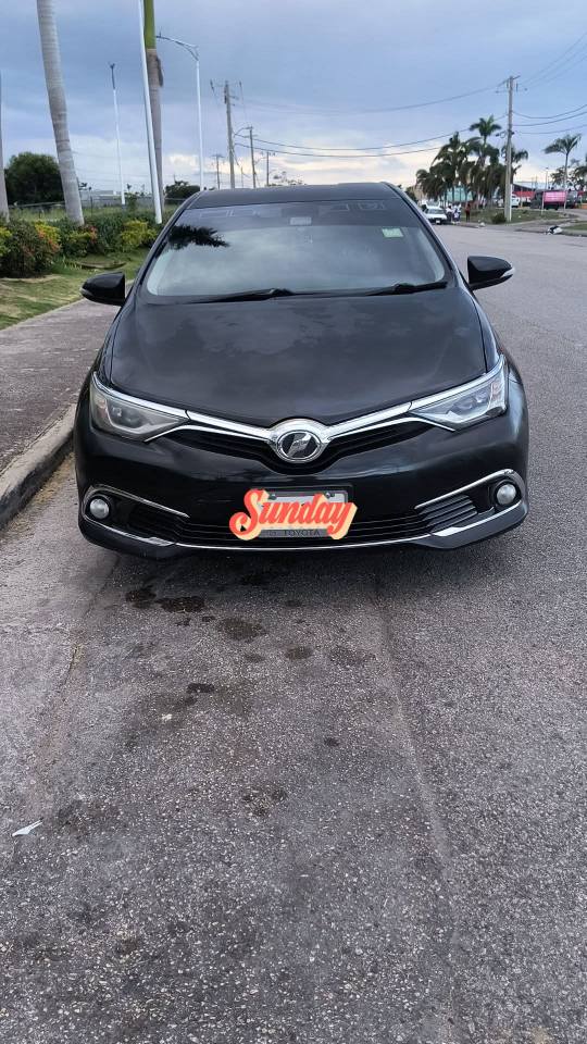 toyota auris