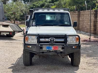 toyota land cruiser