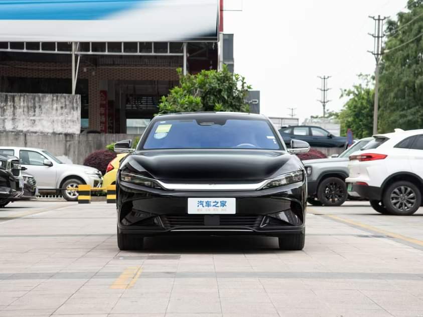A picture of 2024 BYD HAN EV