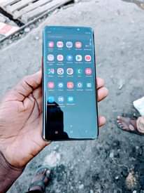 A picture of Samsung Galaxy S9 krek kdgo dot gb64 ram6 net4g
