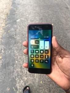 A picture of Iphone 8