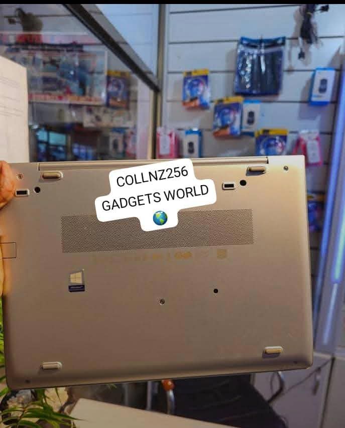 A picture of LAPTOP