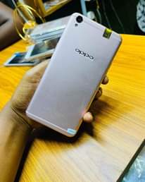 A picture of OPPO R9 plus 128GB