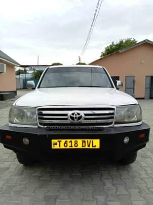 A picture of TOYOTA CRUISER YEAR 2007 ENG 1HZ LOCATION DAR ES SALAAM