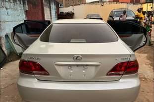 A picture of Lexus ES330 2006 Neatly used buy and drive First body
