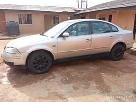 A picture of Uber standard Super smooth Volkswagen Passat 03 Manual drive