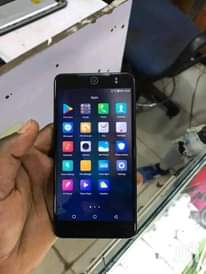 A picture of Camon cx