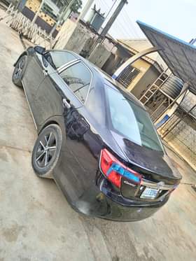 A picture of URGENT SALE Clean Reg 013 Toyota Camry XLE full option