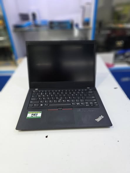 A picture of Lenovo Thinkpad L14