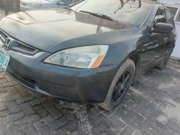 A picture of 2004 Honda Accord