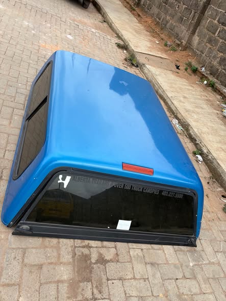 A picture of Toyota Tacoma bucket cover