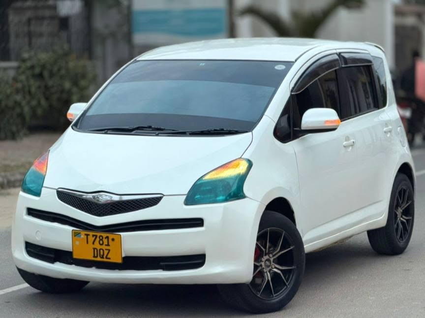 A picture of TOYOTA RACTIS DQZ Price TZS 10 8M MAONGEZI 0684330309 Year