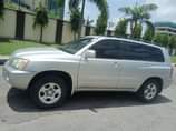 A picture of Extremely super sharp Toyota Highlander 03 Model untempered engine and