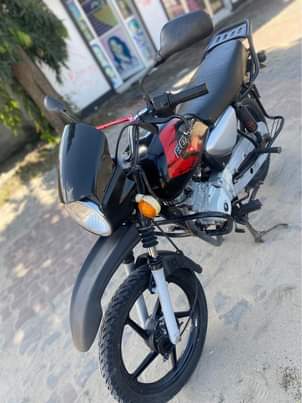 A picture of Boxer inauzwa aina kipengere chochote cc 125 Bei 1 250
