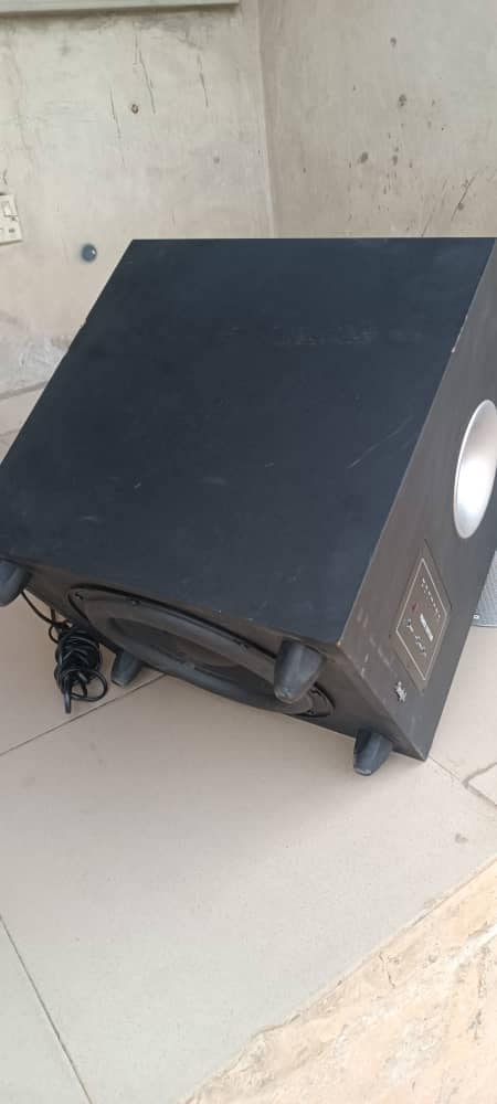 A picture of Teufel Magnum subwoofer