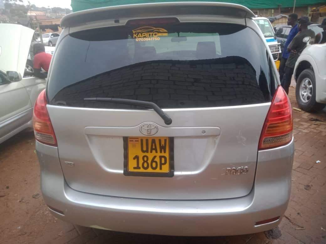 A picture of Toyota spacio