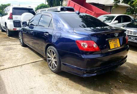 A picture of TOYOTA MARKX