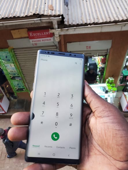A picture of Note 9