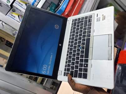 A picture of Hp folio 9470m
