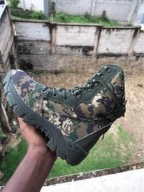 A picture of COMBAT BOOT