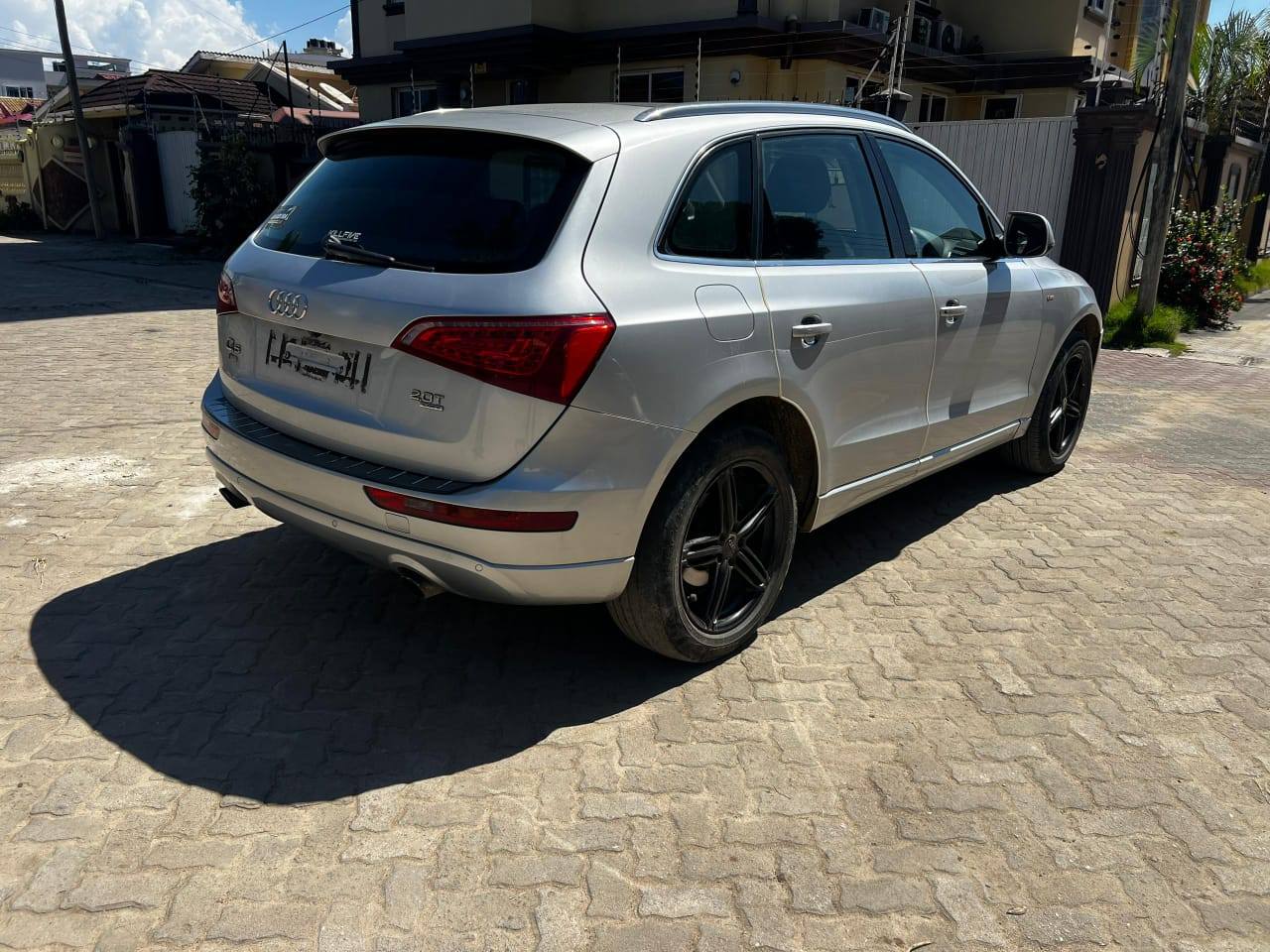 A picture of Audi Q5 quattro S line 0767058883