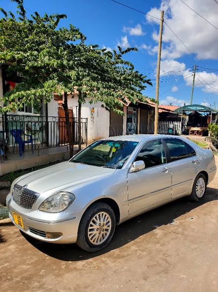 A picture of TOYOTA BREVIS