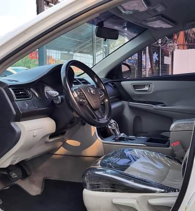 A picture of Entry 2015 Toyota Camry