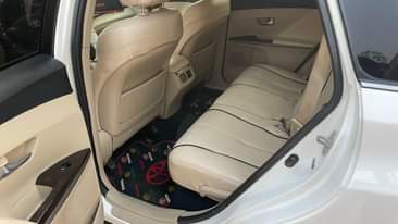 A picture of Car
