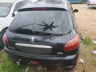 A picture of Peugeot 206 working perfectly with chilled ac and with original