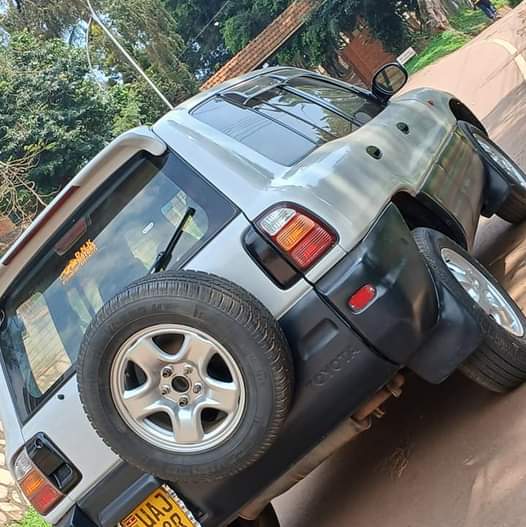 A picture of Toyota Rav4 on Quick Sale 10.5million slightly nego..... or whatsapp