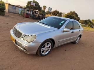 mercedes benz c200