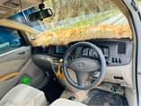 A picture of Toyota Isis 6 5m